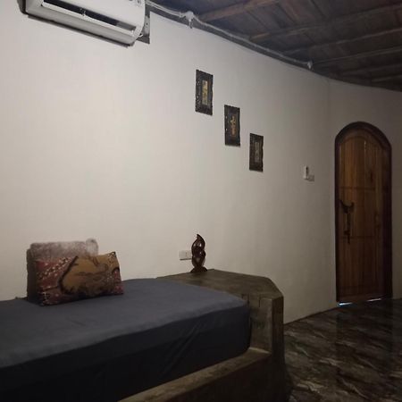 Rumah Nalu Surf Camp Krui エクステリア 写真