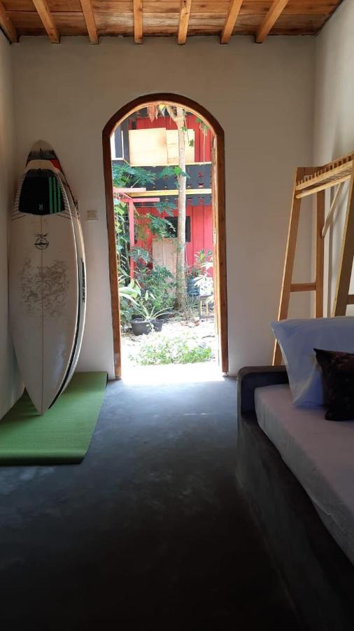 Rumah Nalu Surf Camp Krui エクステリア 写真