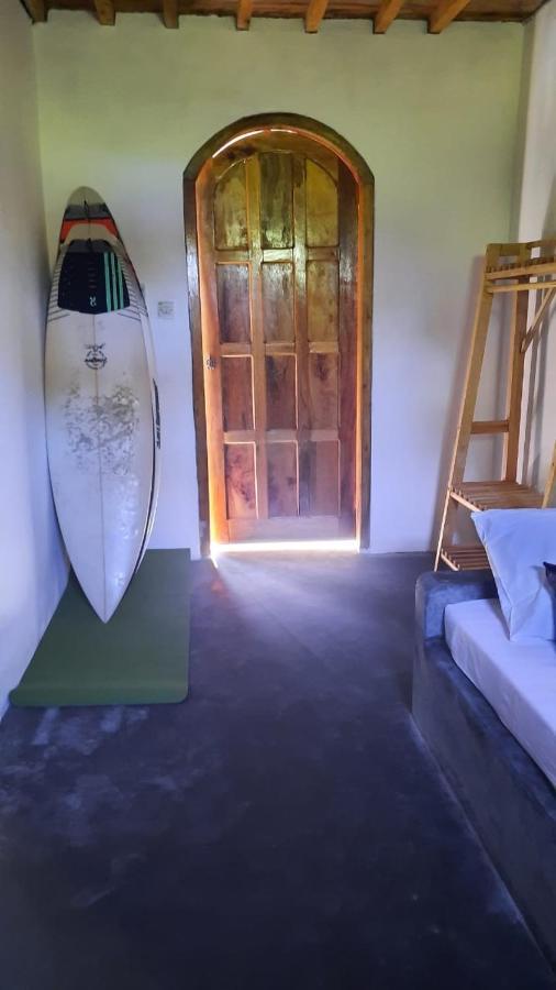 Rumah Nalu Surf Camp Krui エクステリア 写真